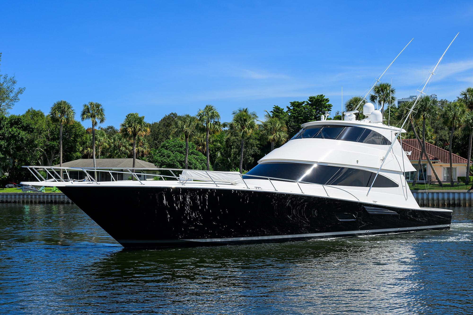 Viking 80 Enclosed 2017 80′ Viking