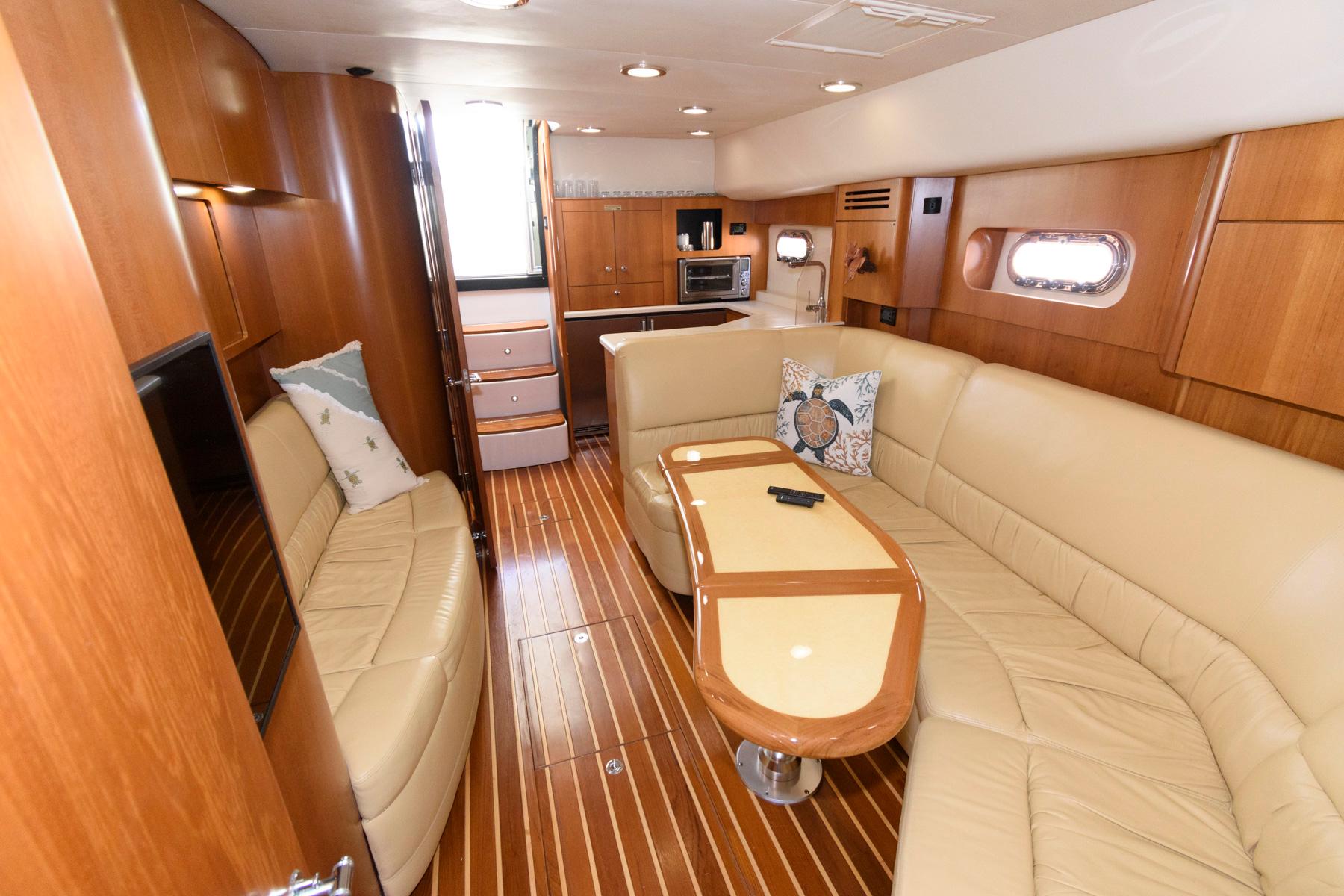 M 9509 TW Knot 10 Yacht Sales