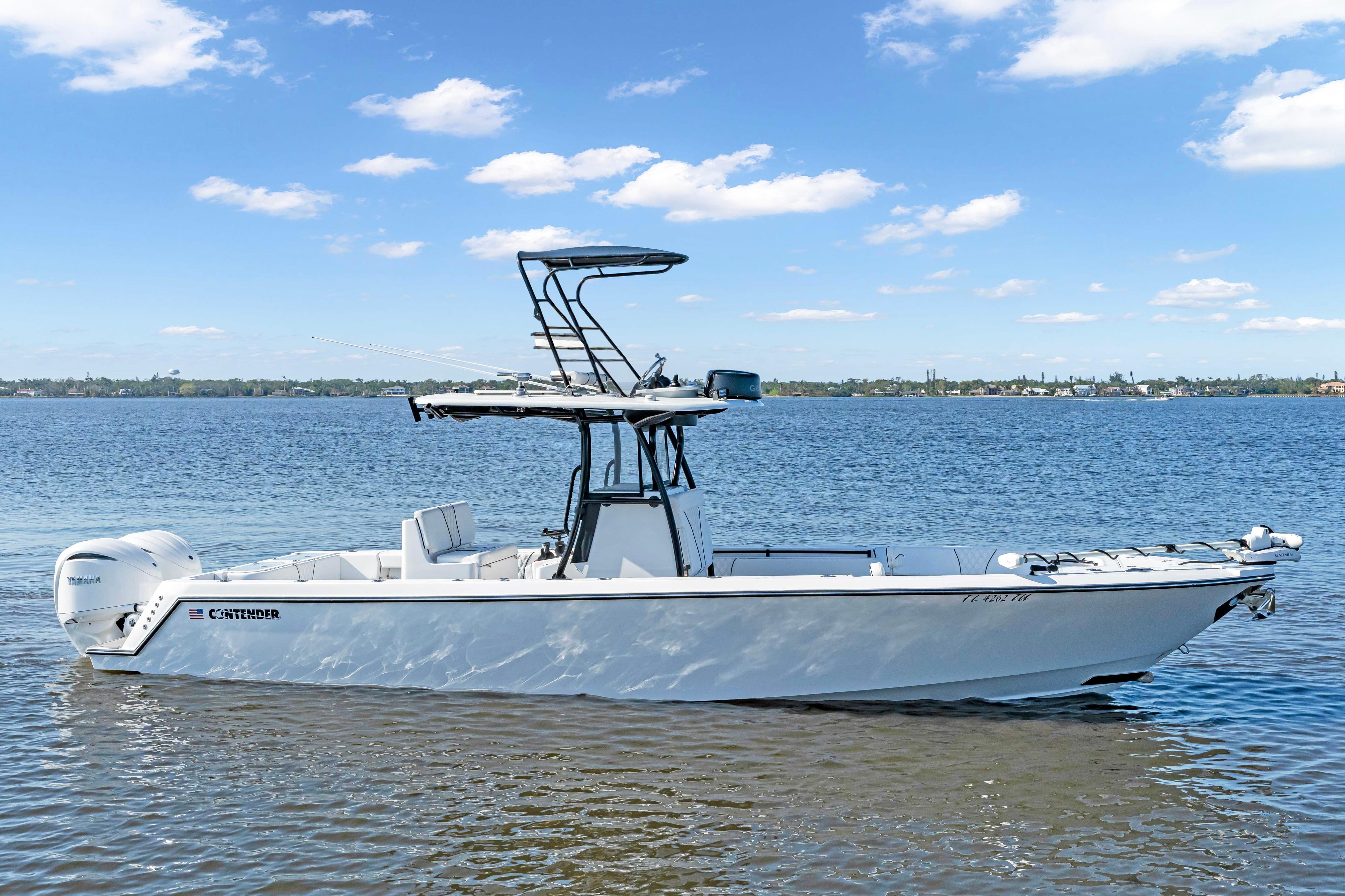 2024 Contender 32 ST - Image 8