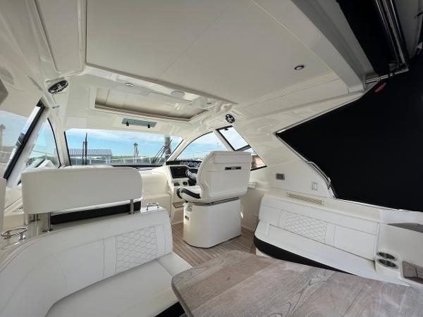 35' Sea Ray, Listing Number 100890797, - Photo No. 9