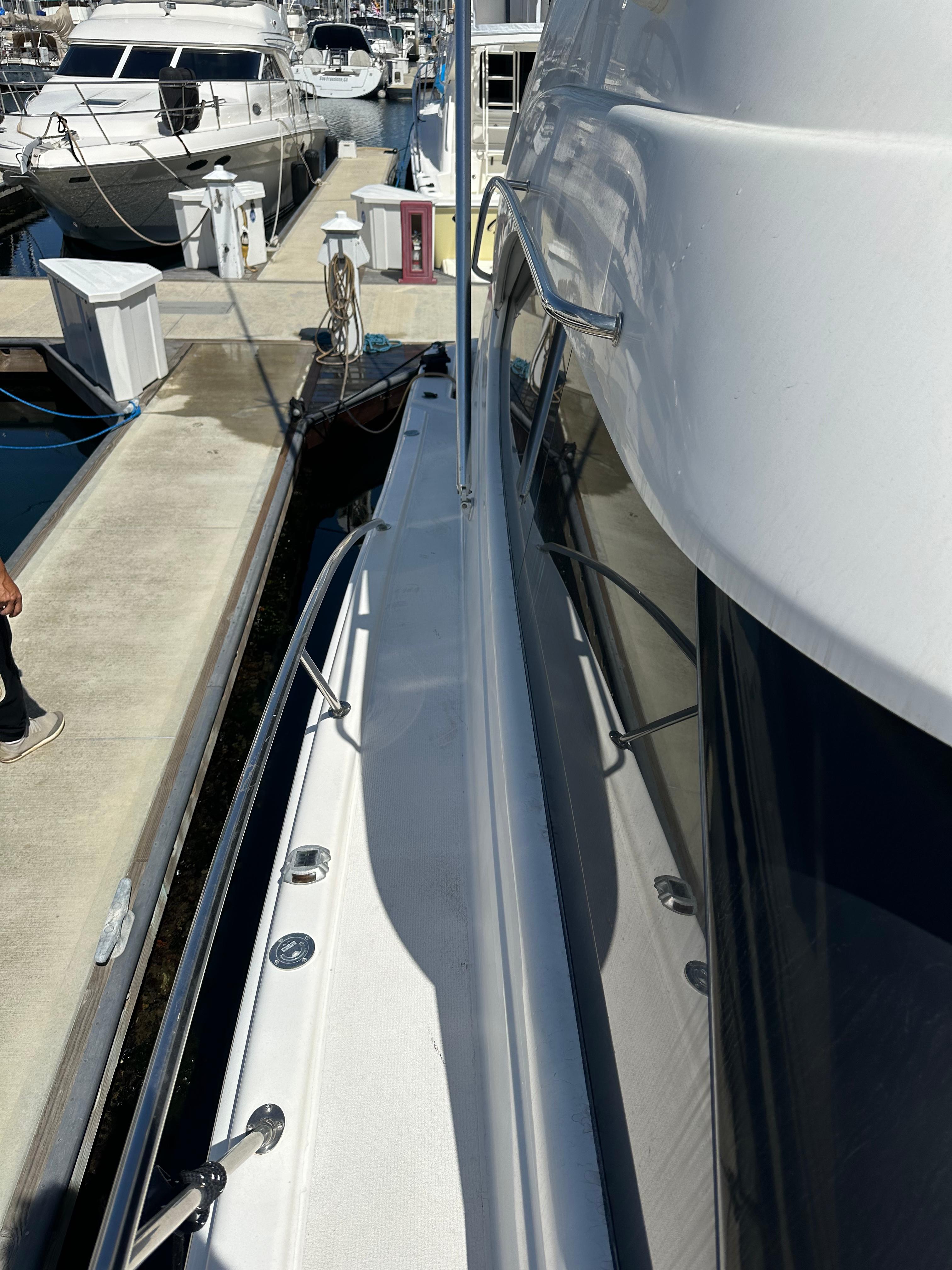 2003-riviera-37-flybridge-power-9818726-20250529113200973-1_XLARGE