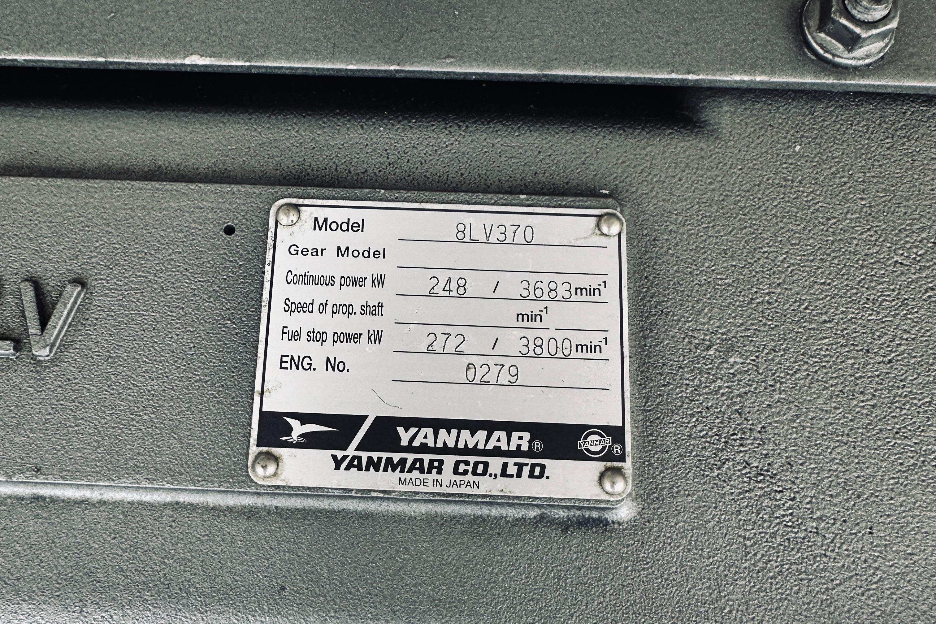 Yanmar engine plate on 2013 Back Cove 30, model 8LV370, showing power specifications.