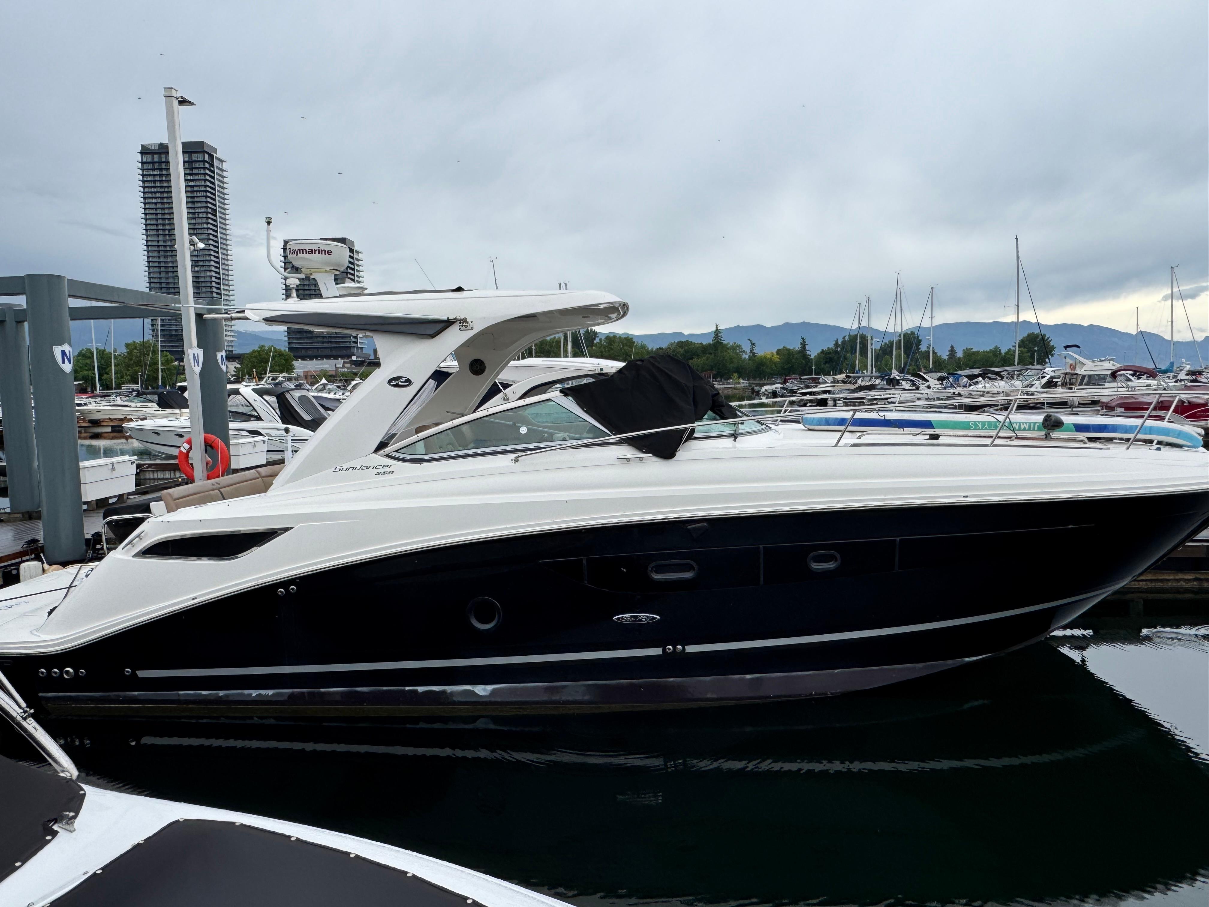 2016-sea-ray-350-sundancer-power-9568739-20250530093844596-1_XLARGE