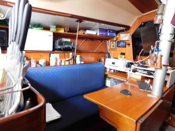 35' Beneteau, Listing Number 100915592, Image No. 4