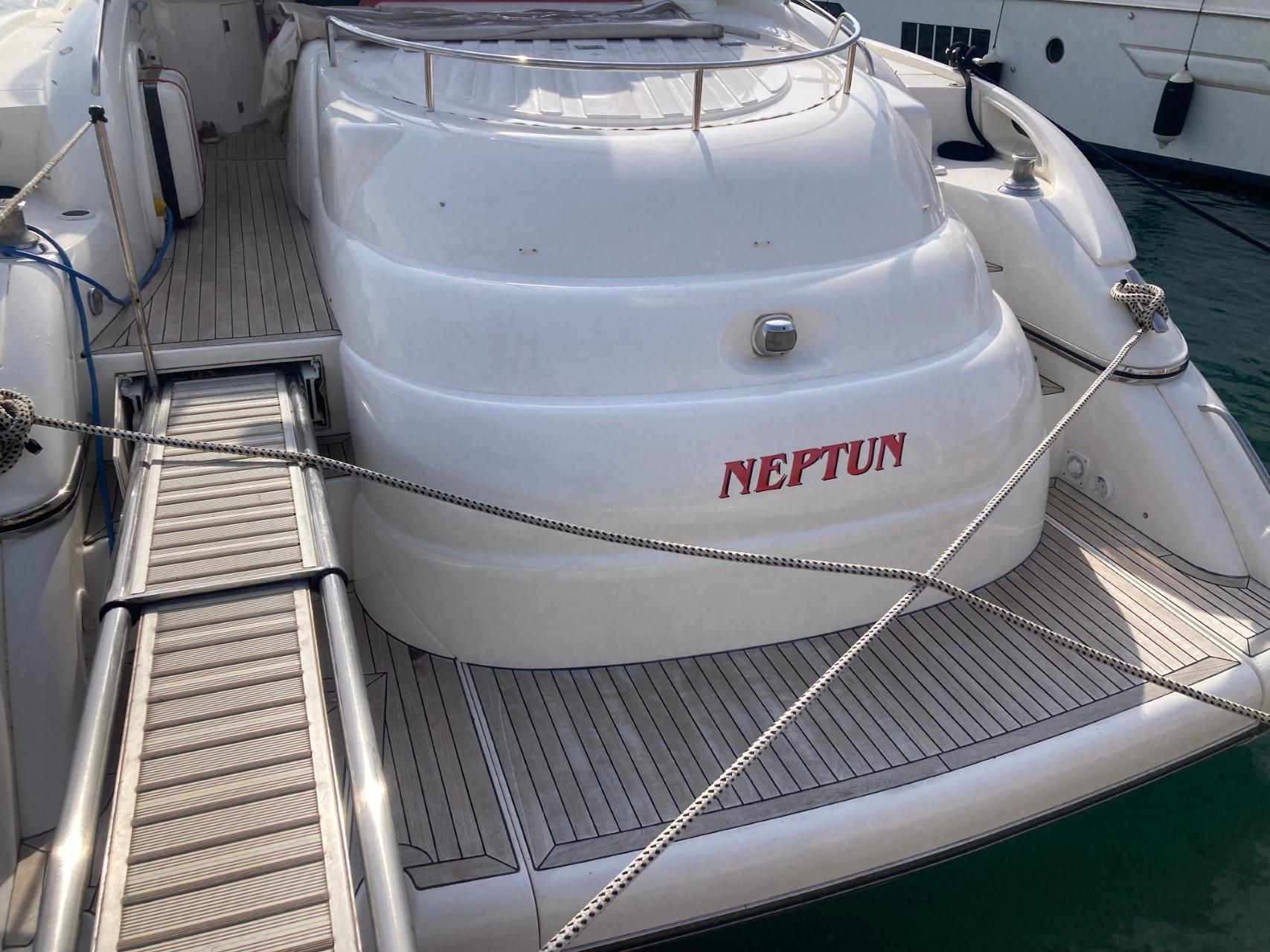 Neptun Yacht Photos Pics 