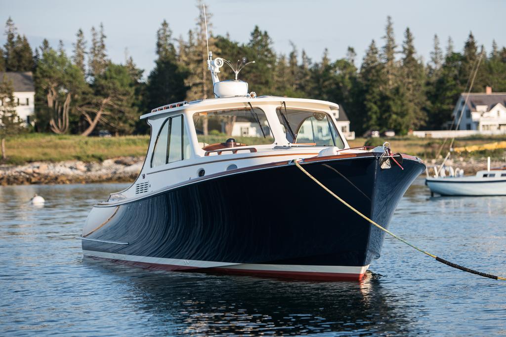 Islay Yacht Photos Pics 