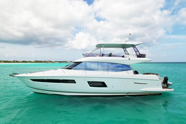 2017 Prestige 560 flybridge hardtop