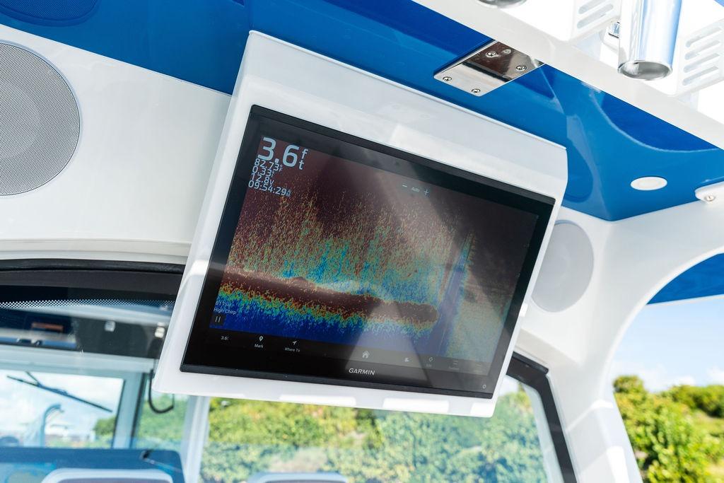 Boat image 19