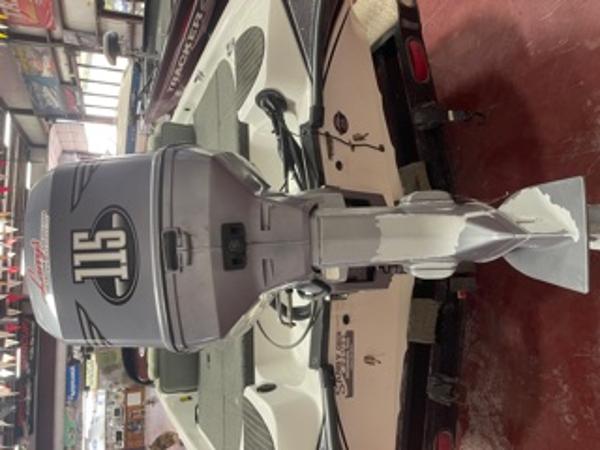 2001 Triton boat for sale, model of the boat is Tr-17 & Image # 10 of 13