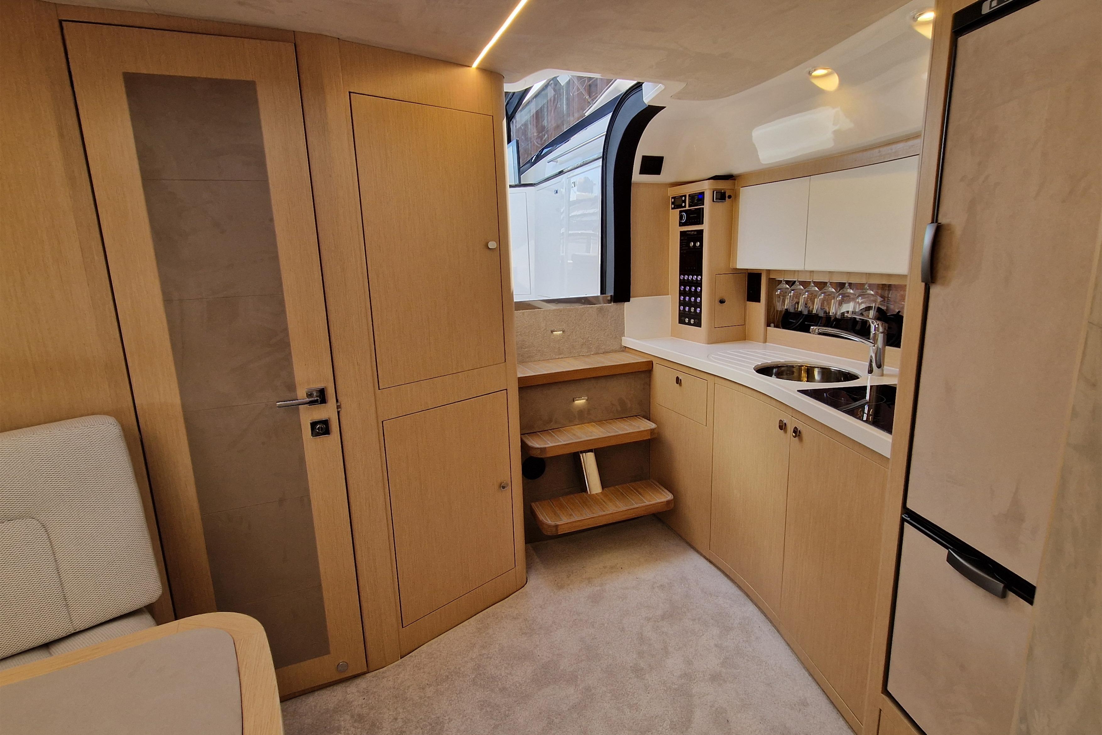 2024 Focus Power 44 large 13