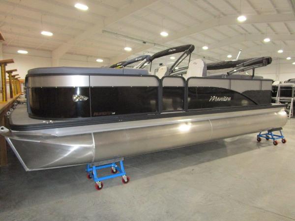 2021 Manitou boat for sale, model of the boat is 22 Aurora LE Twin Tube 25 & Image # 1 of 38