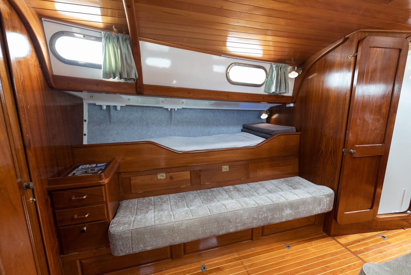 Yacht for Sale 48 Bluewater Yachts Opua, Denison Yacht Sales