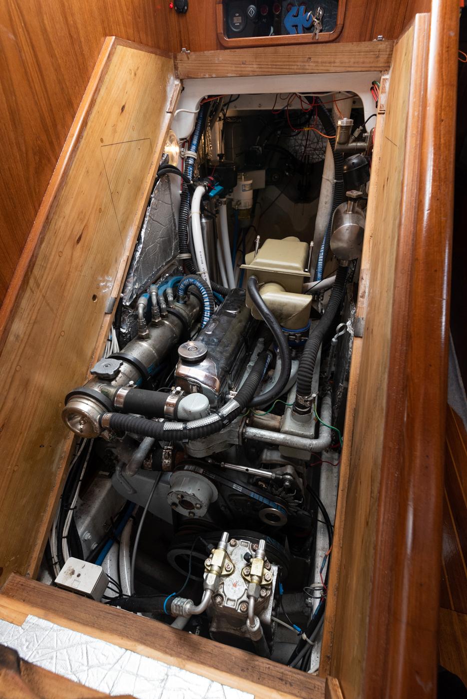 Yacht for Sale 48 Bluewater Yachts Opua, Denison Yacht Sales