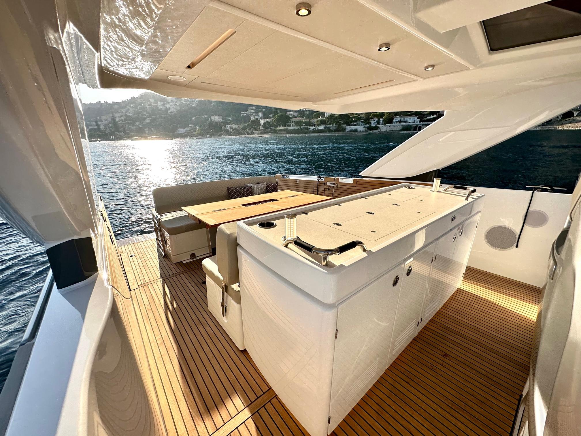 Jeanneau DB 43