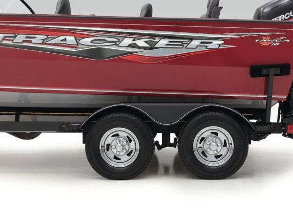 2022 Tracker Boats boat for sale, model of the boat is Targa™ V-18 WT & Image # 12 of 52