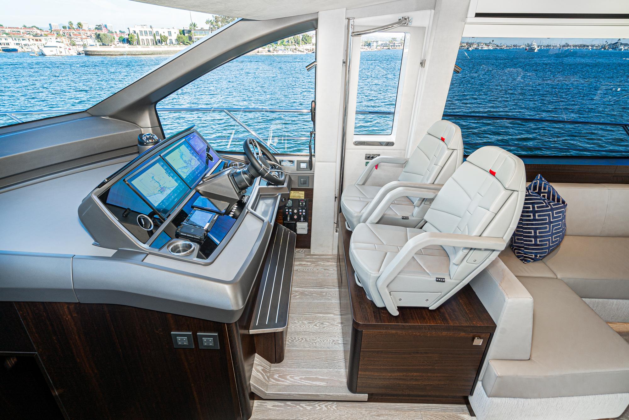 2024 Sunseeker Manhattan 68 #SS712 inventory image at Sun Country Marine Group, San Diego Marriott Marquis 2024 Sunseeker Manhattan 68 #SS712 inventory image at Sun Country Marine Group, San Diego Marriott Marquis
