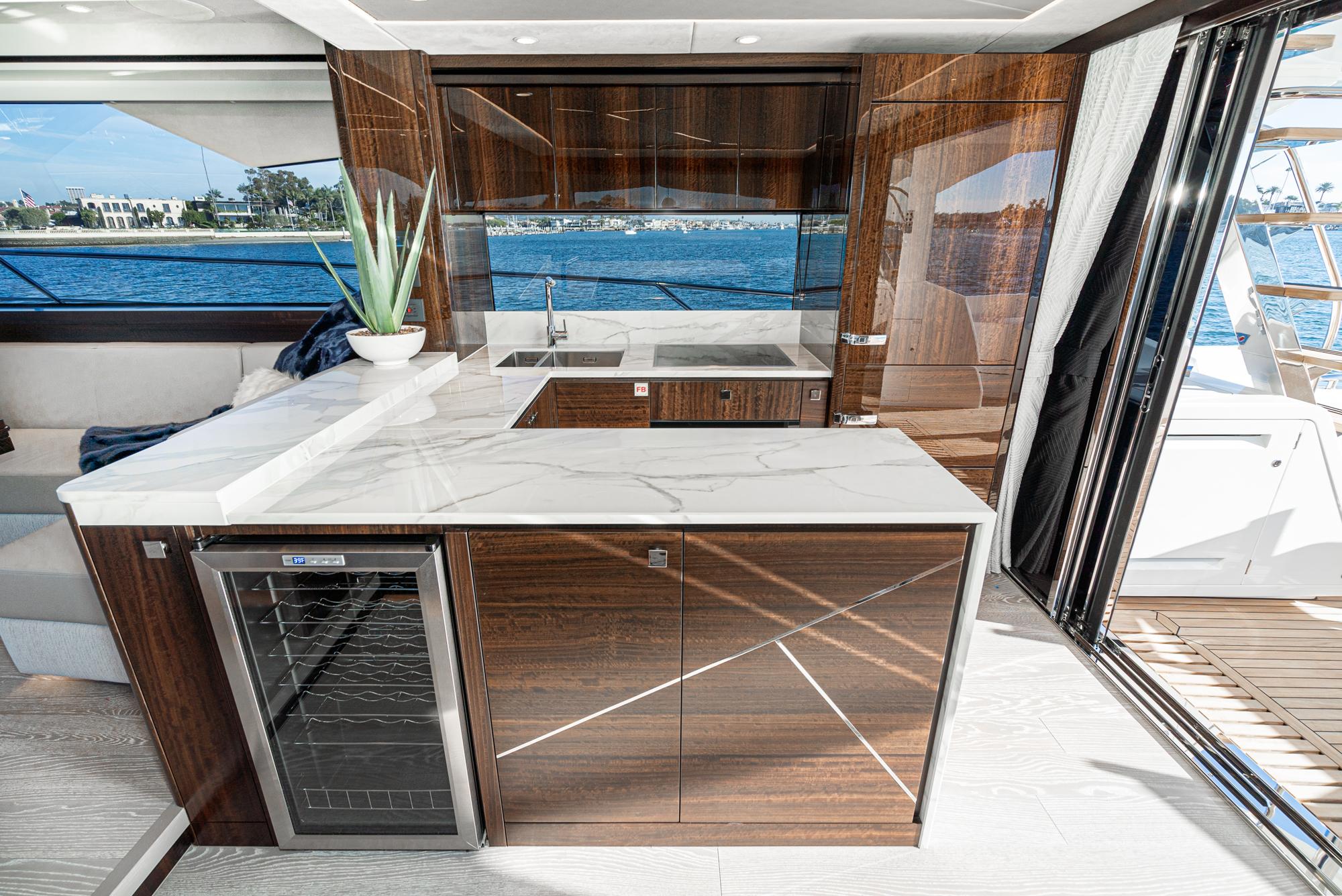 2024 Sunseeker Manhattan 68 #SS712 inventory image at Sun Country Marine Group, San Diego Marriott Marquis 2024 Sunseeker Manhattan 68 #SS712 inventory image at Sun Country Marine Group, San Diego Marriott Marquis