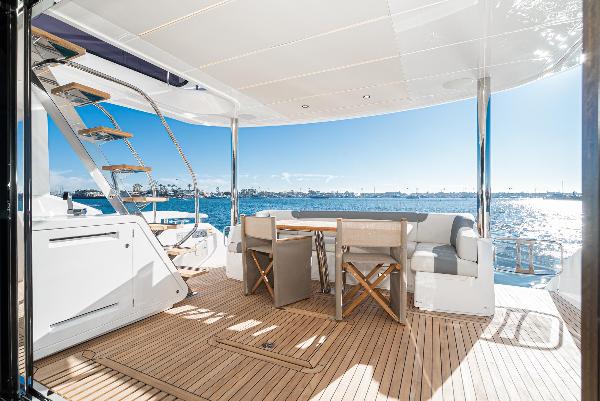 2024 Sunseeker Manhattan 68 #SS712 inventory image at Sun Country Marine Group, San Diego Marriott Marquis 2024 Sunseeker Manhattan 68 #SS712 inventory image at Sun Country Marine Group, San Diego Marriott Marquis