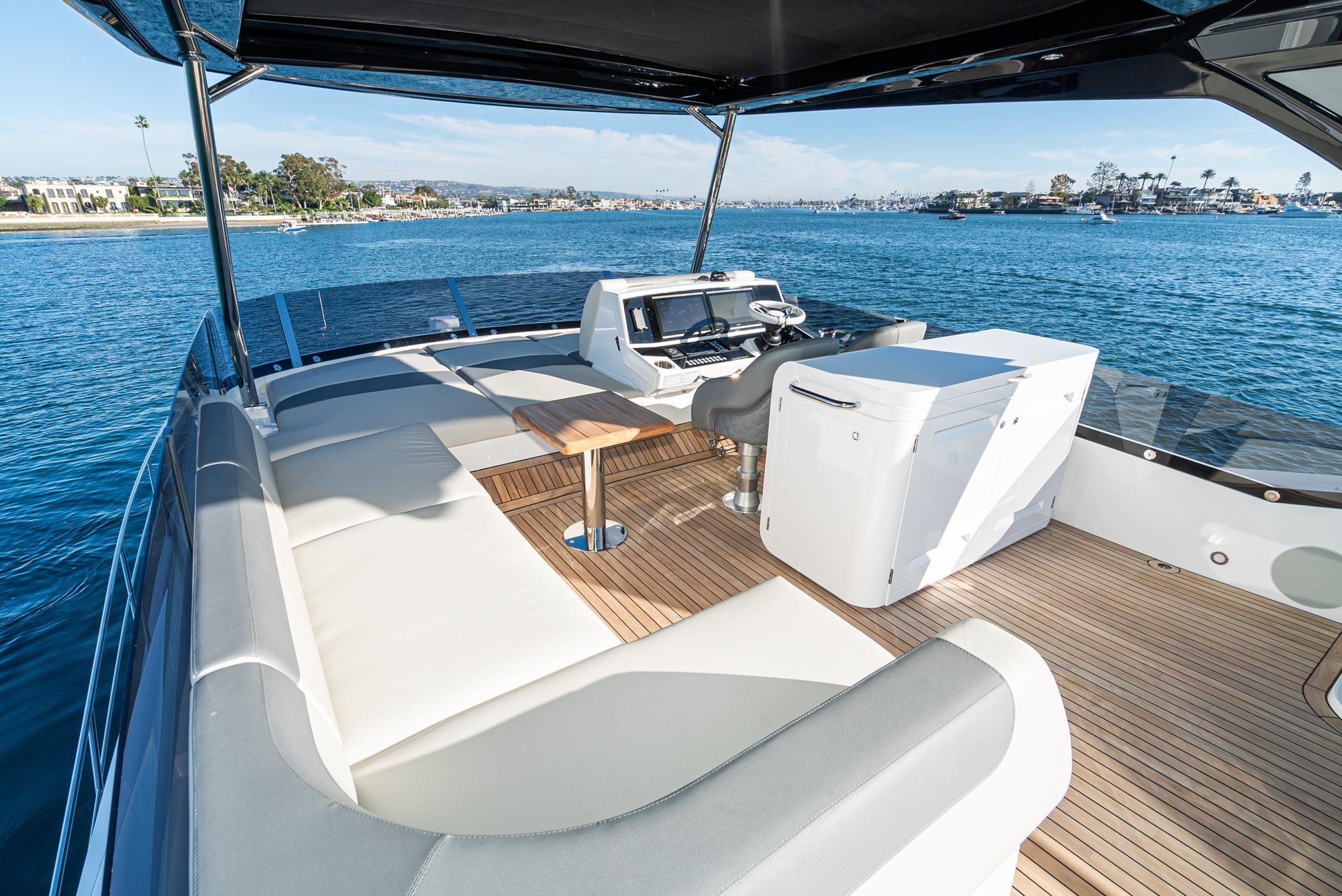 2024 Sunseeker Manhattan 68 #SS712 inventory image at Sun Country Marine Group, San Diego Marriott Marquis 2024 Sunseeker Manhattan 68 #SS712 inventory image at Sun Country Marine Group, San Diego Marriott Marquis