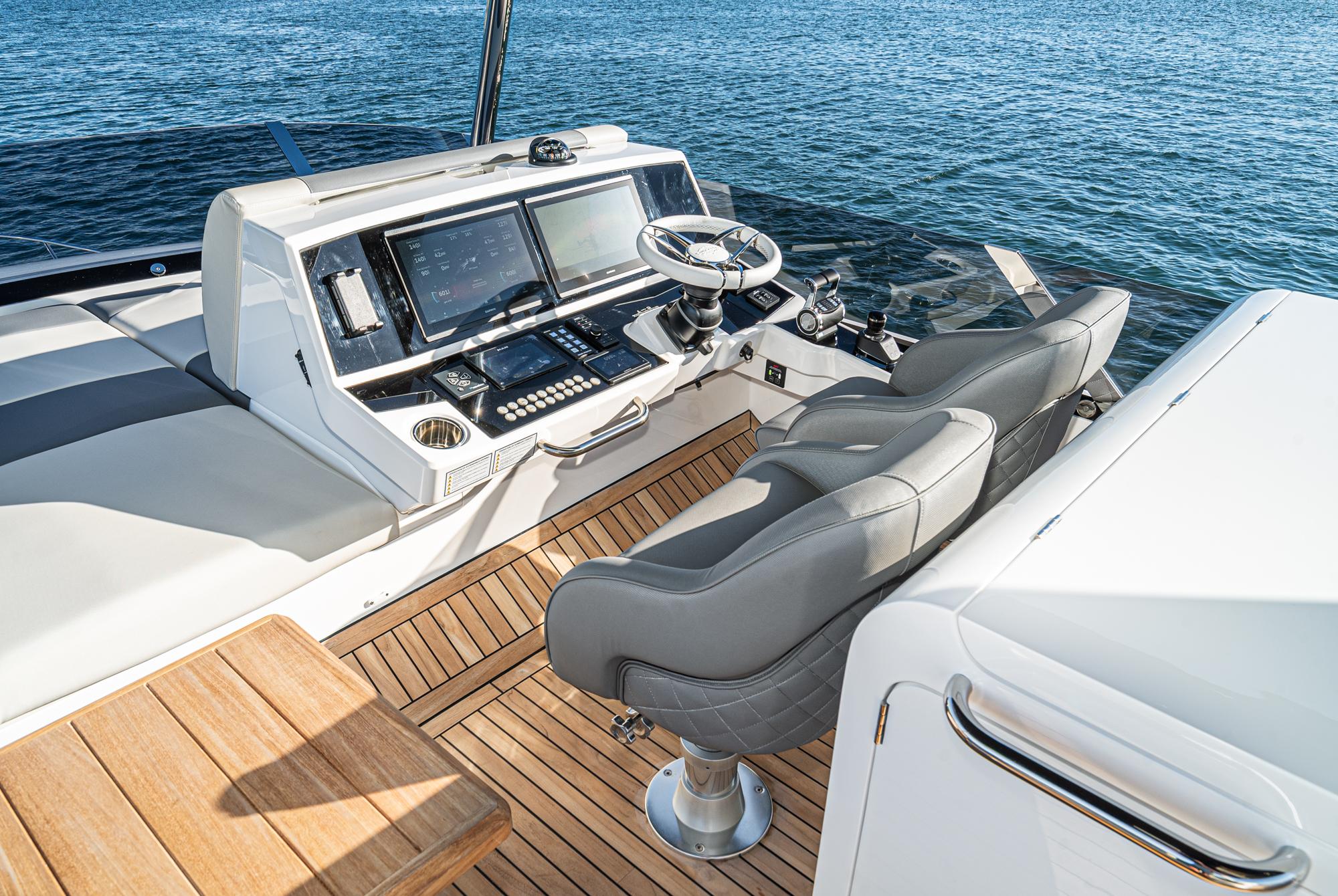 2024 Sunseeker Manhattan 68 #SS712 inventory image at Sun Country Marine Group, San Diego Marriott Marquis 2024 Sunseeker Manhattan 68 #SS712 inventory image at Sun Country Marine Group, San Diego Marriott Marquis