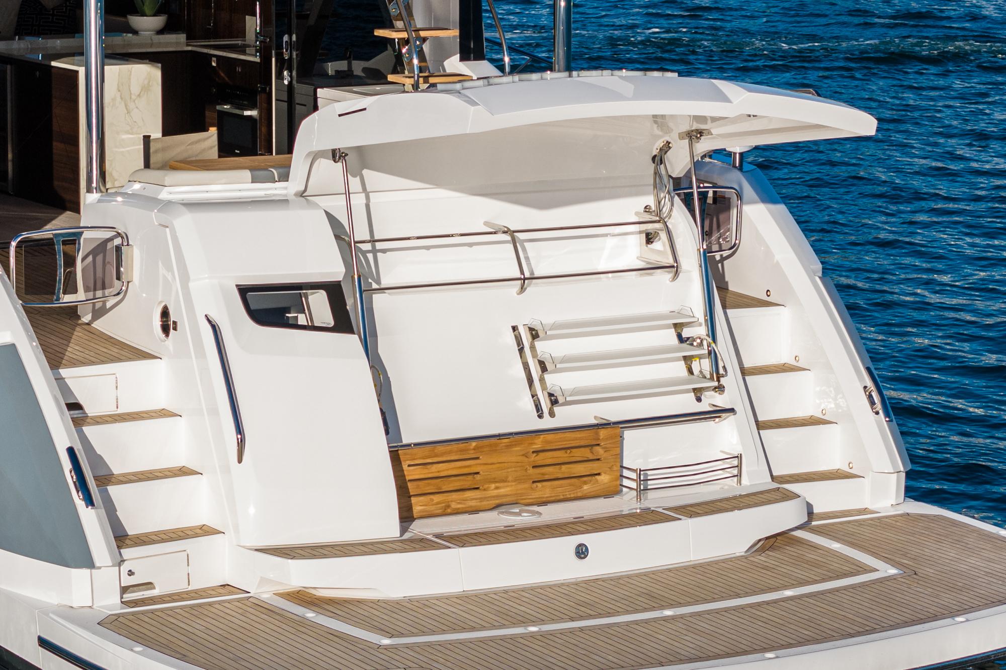2024 Sunseeker Manhattan 68 #SS712 inventory image at Sun Country Marine Group, San Diego Marriott Marquis 2024 Sunseeker Manhattan 68 #SS712 inventory image at Sun Country Marine Group, San Diego Marriott Marquis