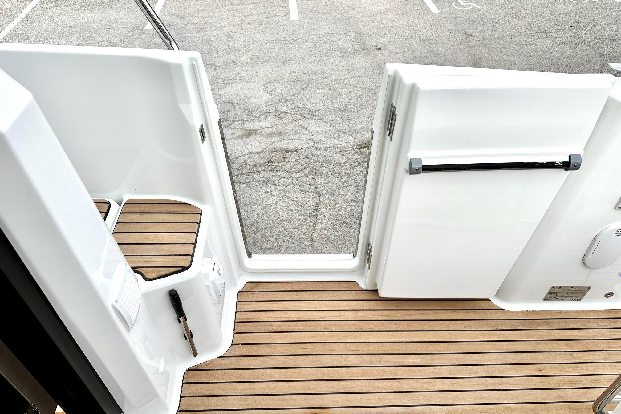 Jeanneau Merry Fisher 895