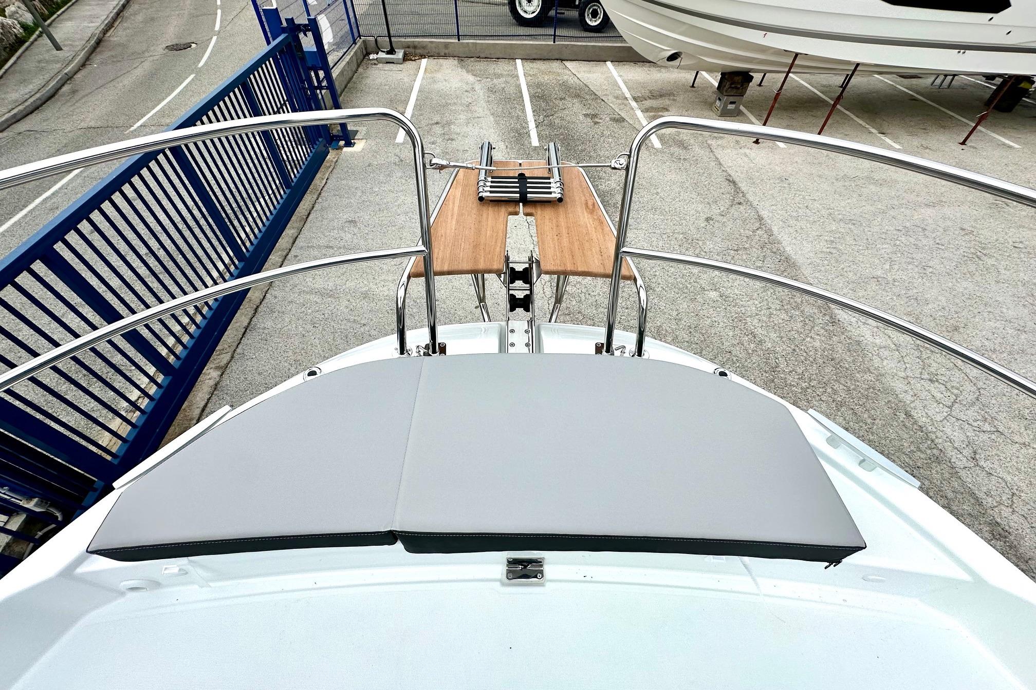 Jeanneau Merry Fisher 895