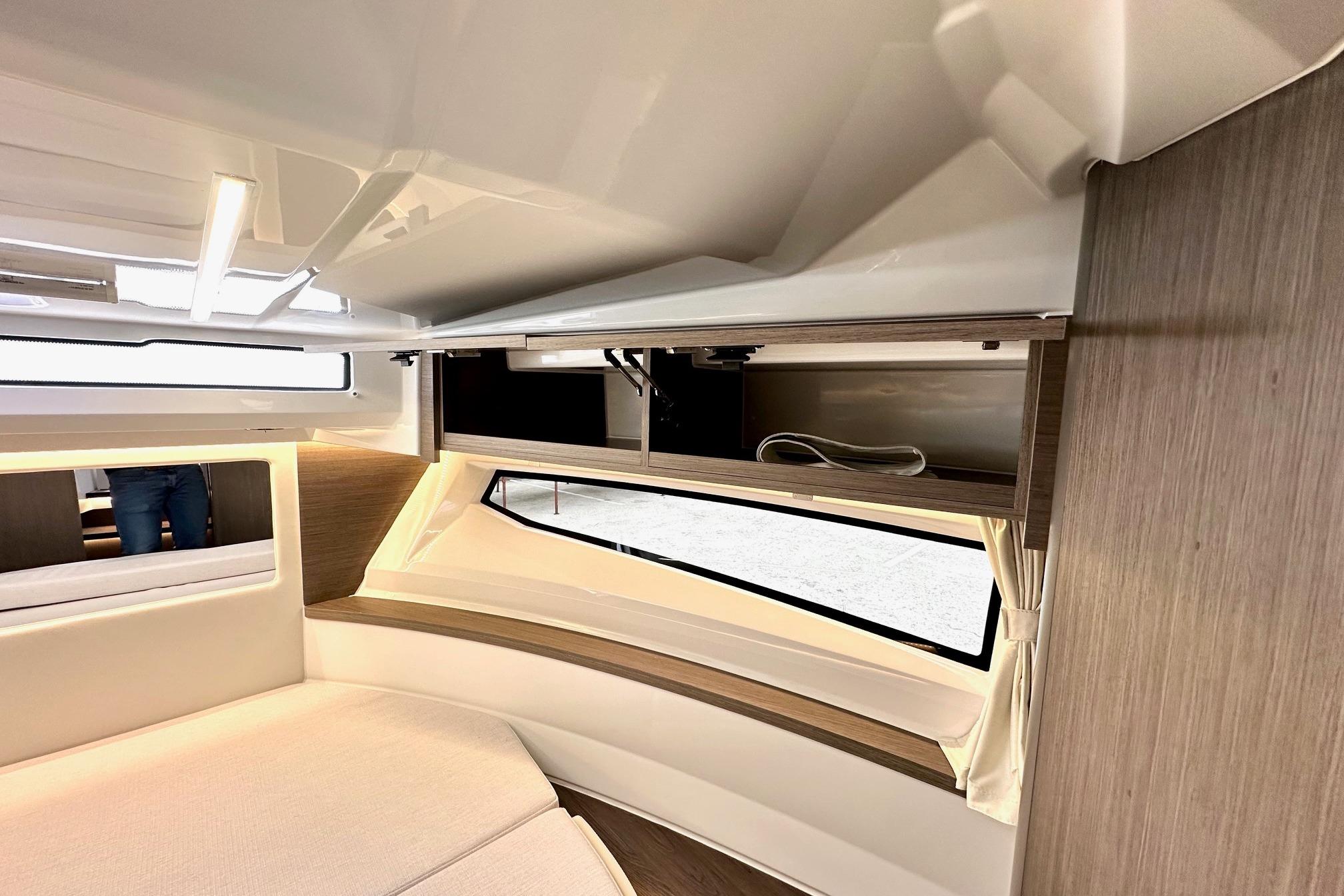Jeanneau Merry Fisher 895