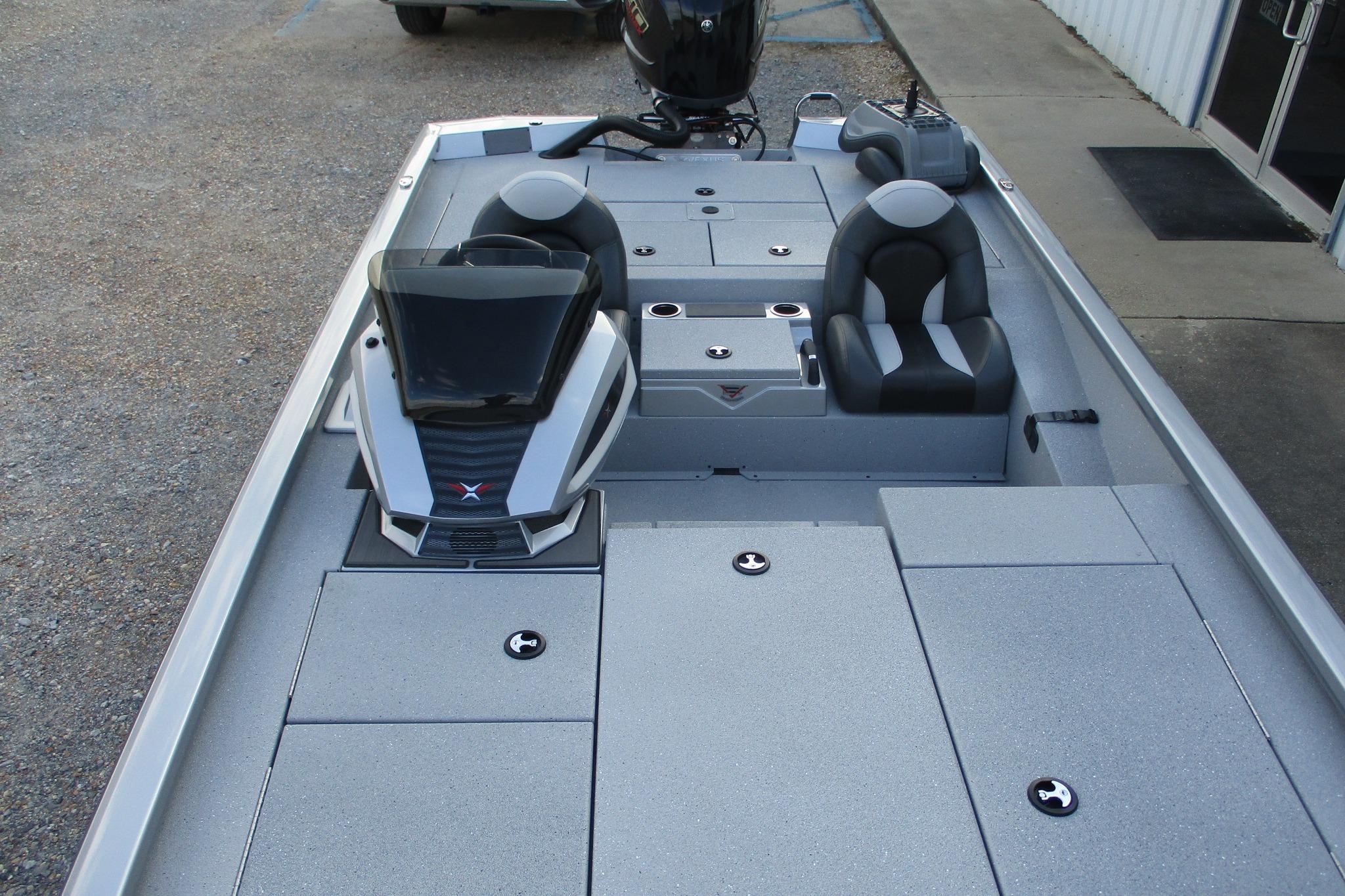 2026 Vexus AVX2080-17