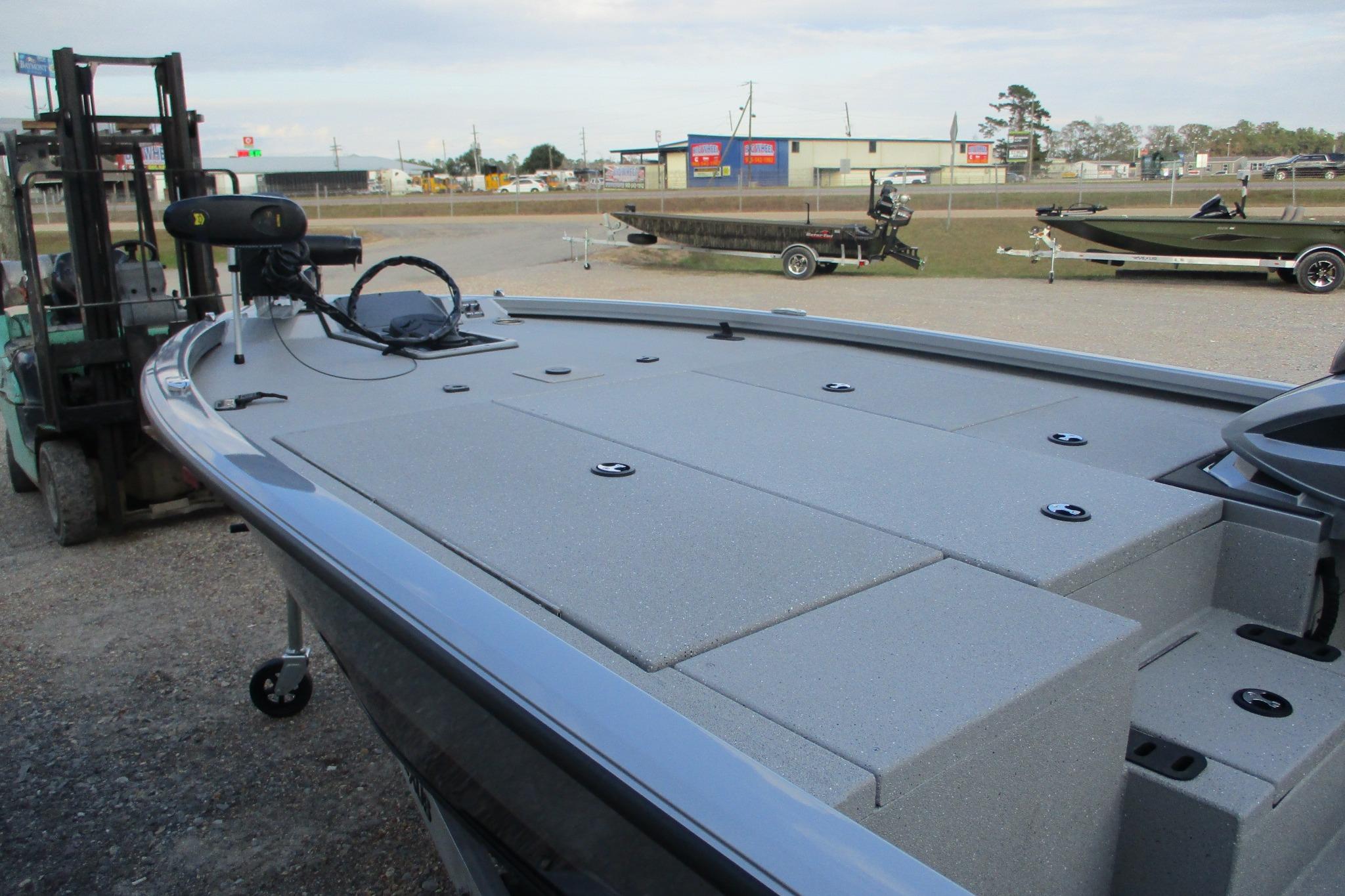 2026 Vexus AVX2080-21