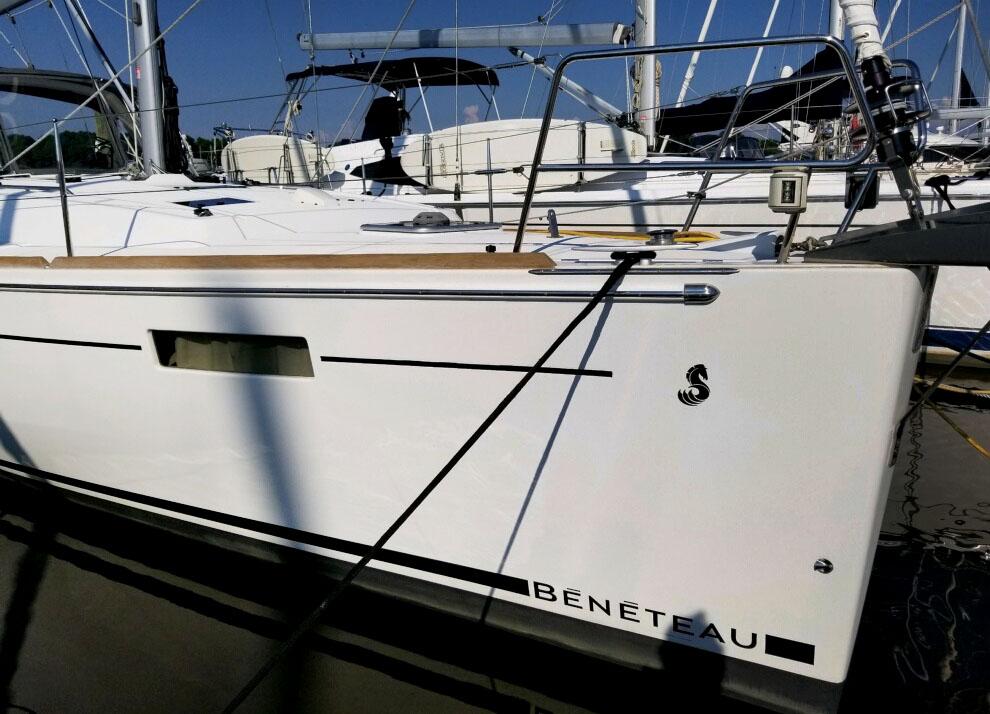 Yacht Photos Pics