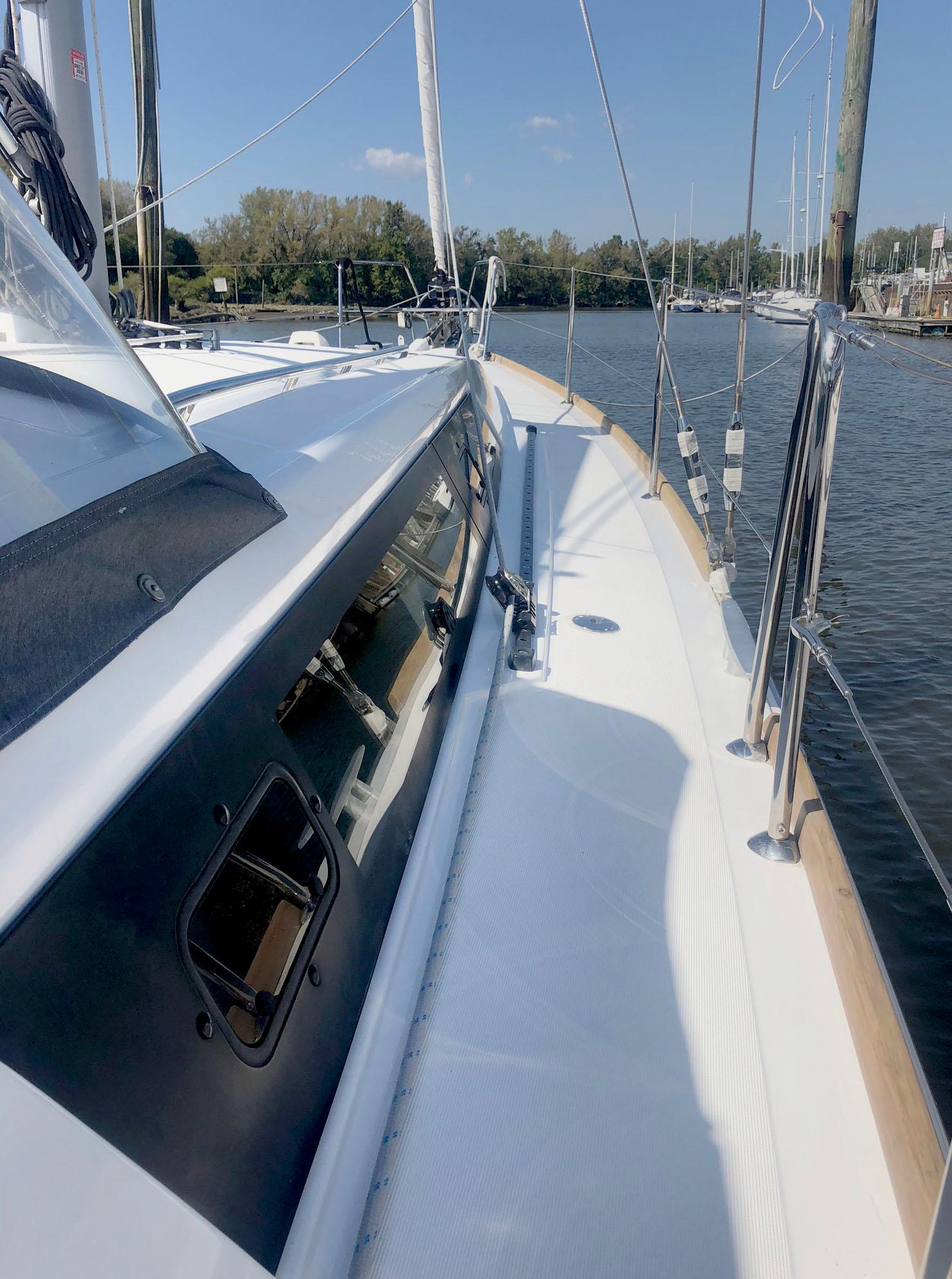 Yacht Photos Pics