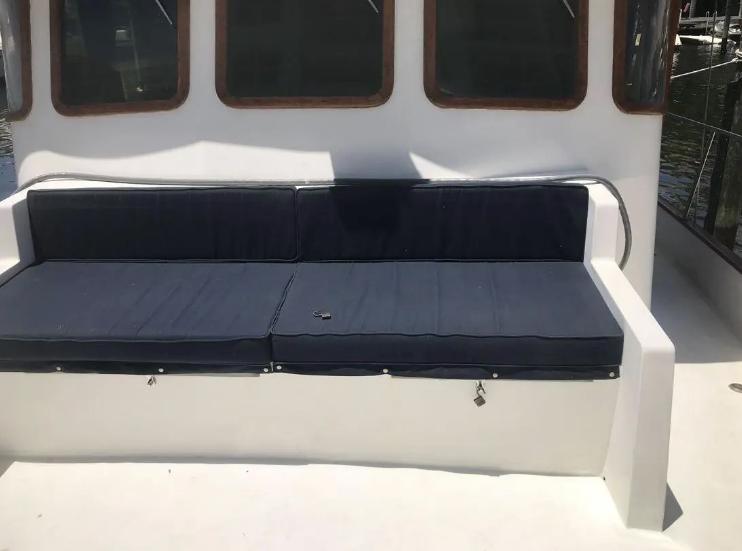 Forward deck seating and storage