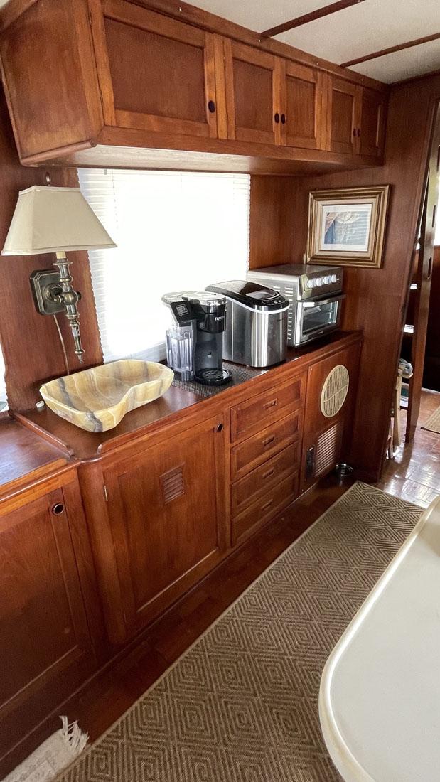 Extra galley appliances on Galley side counter