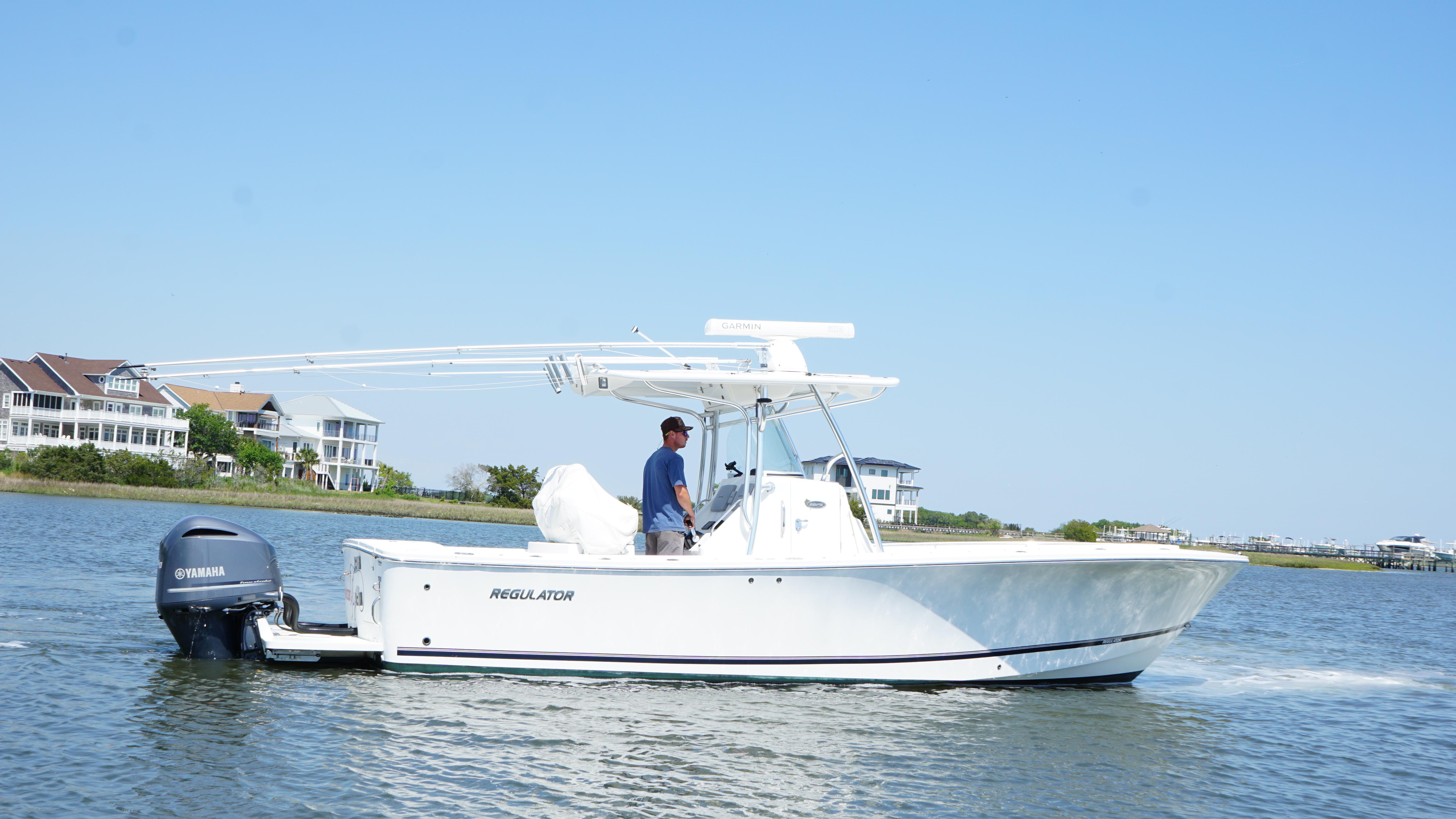 2012 Regulator 28 - Image 2