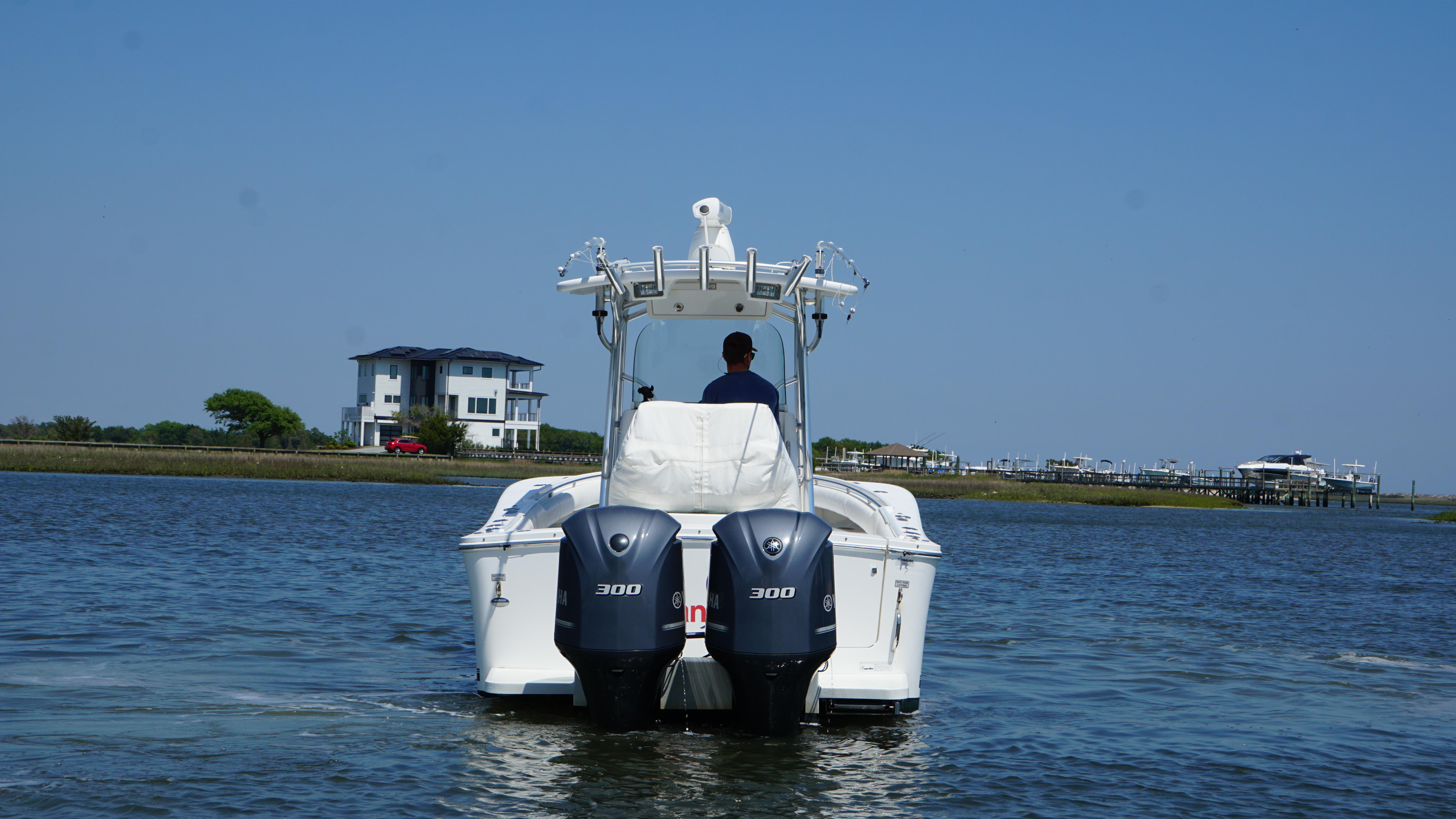 2012 Regulator 28 - Image 4