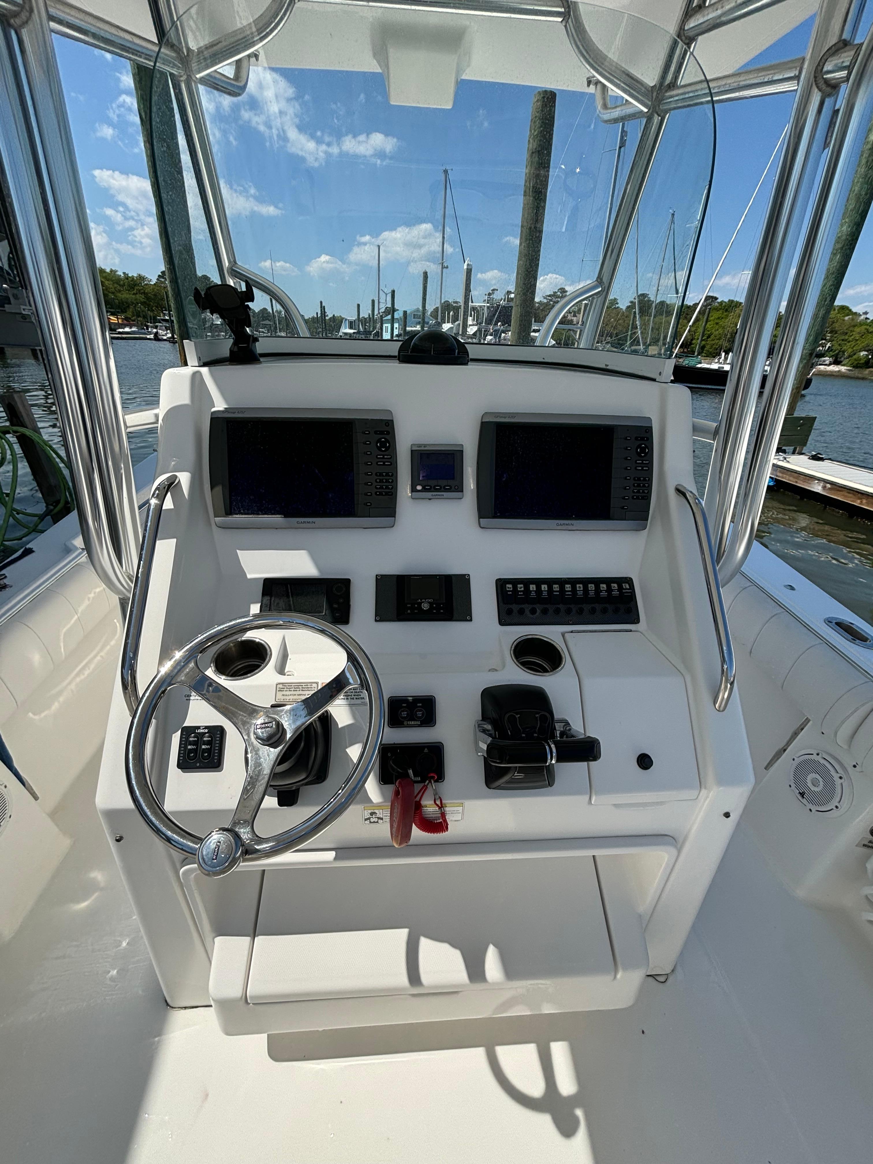 2012 Regulator 28 - Image 7