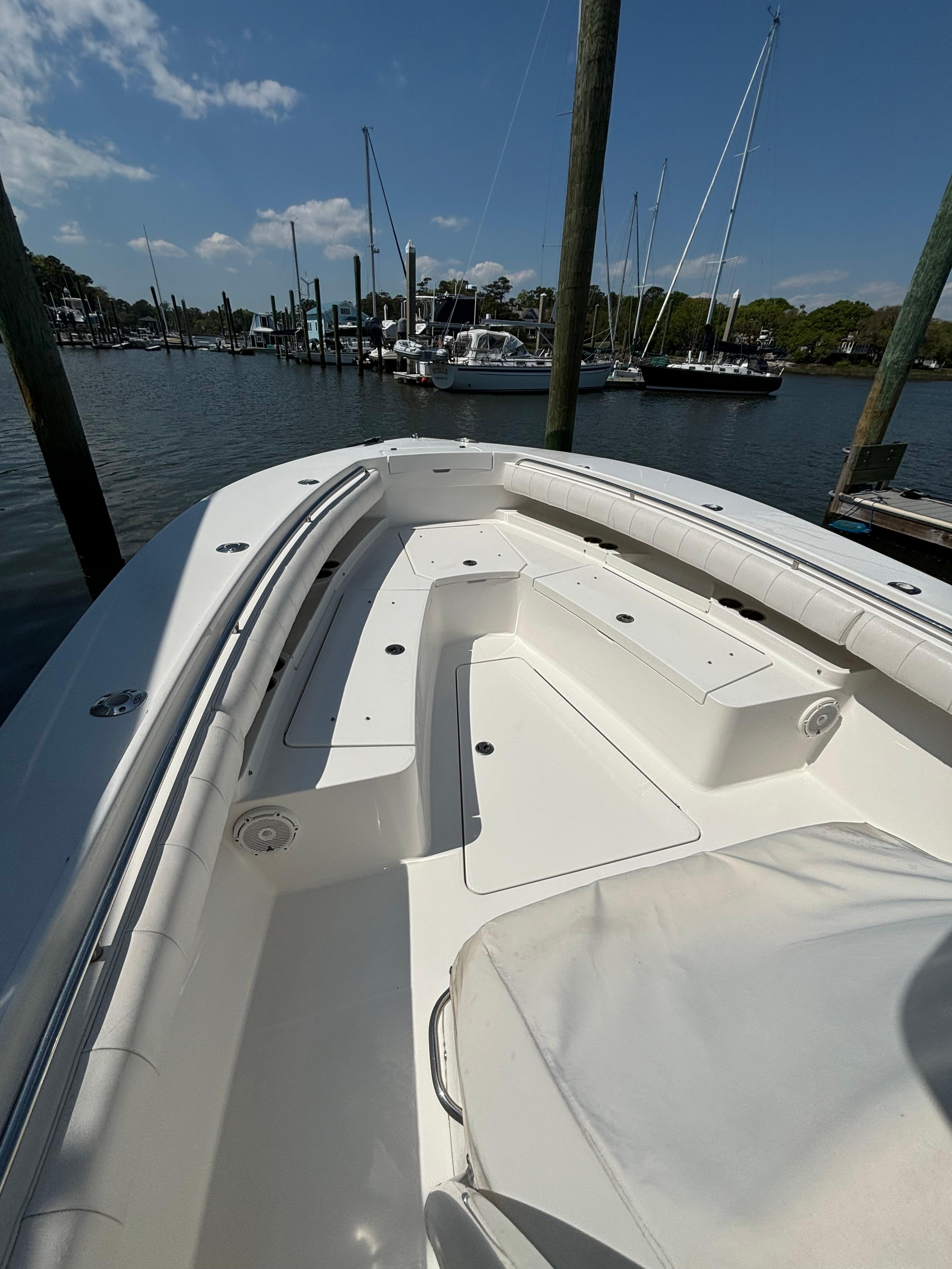 2012 Regulator 28 - Image 8