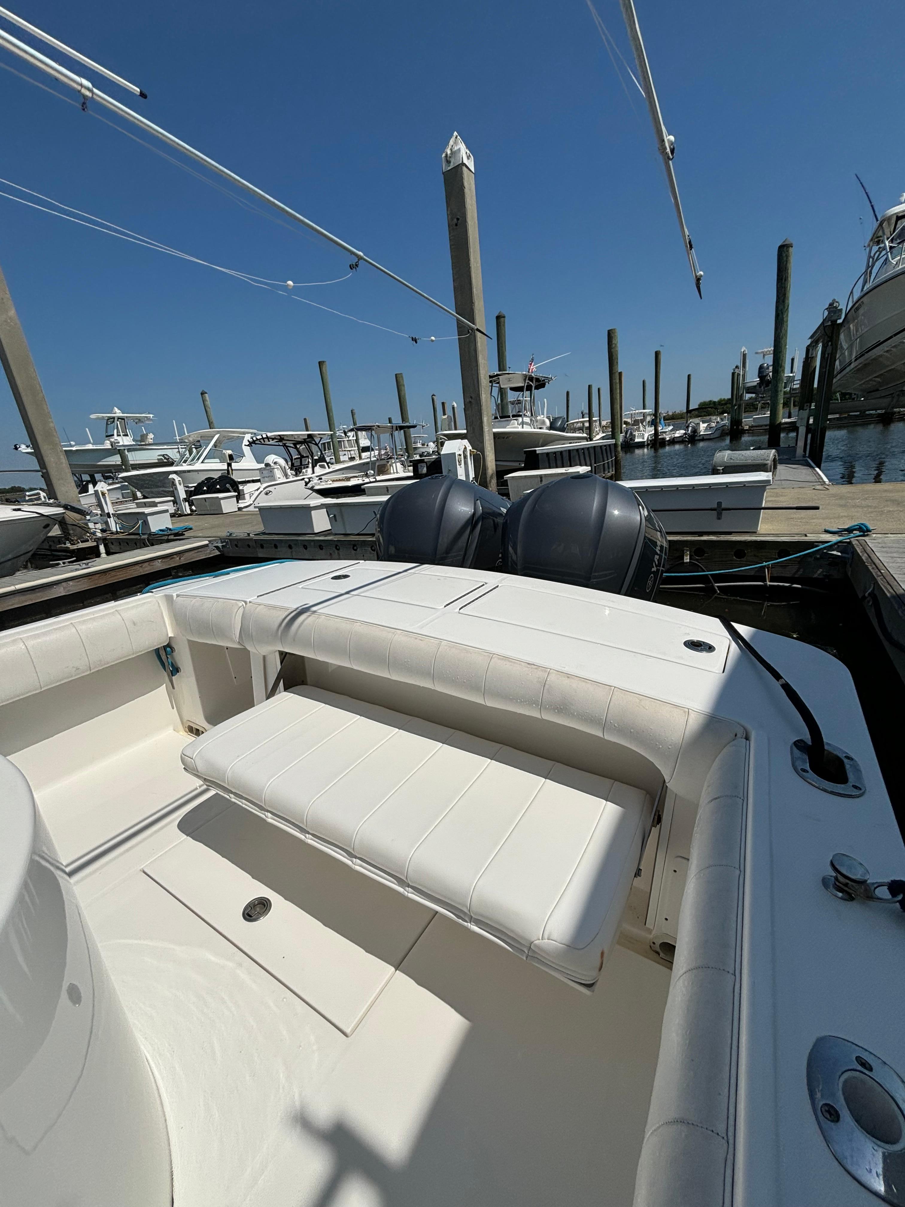 2012 Regulator 28 - Image 10
