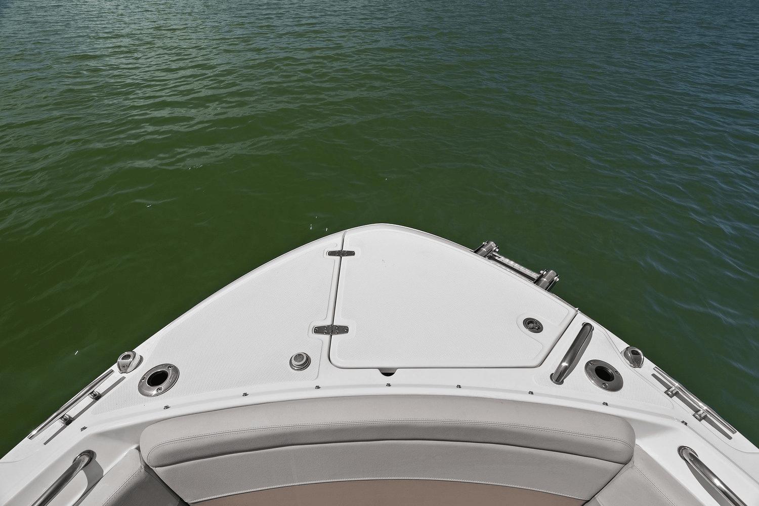 2022-boston-whaler-240-vantage-power-9788775-978175937-0-130520250636-25
