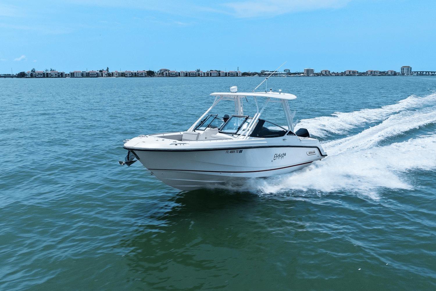 2022-boston-whaler-240-vantage-power-9788775-978175959-0-130520250636-13