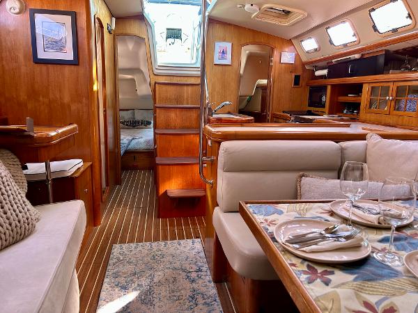 46' Hunter, Listing Number 100905181, Image No. 24