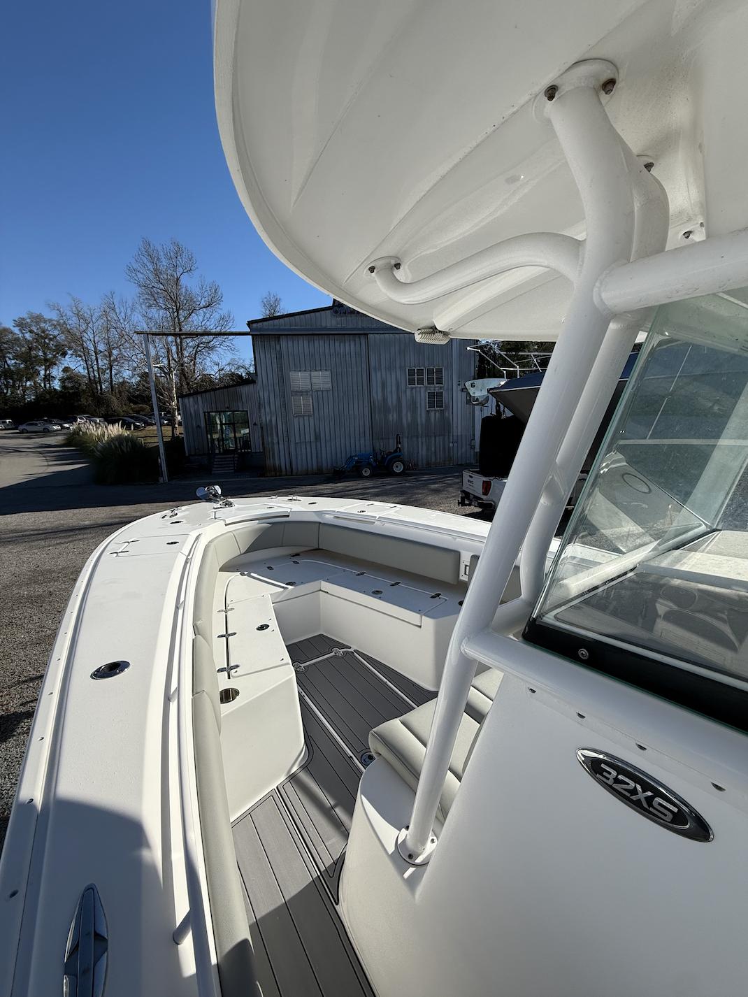 2019 Cape Horn 32 XS