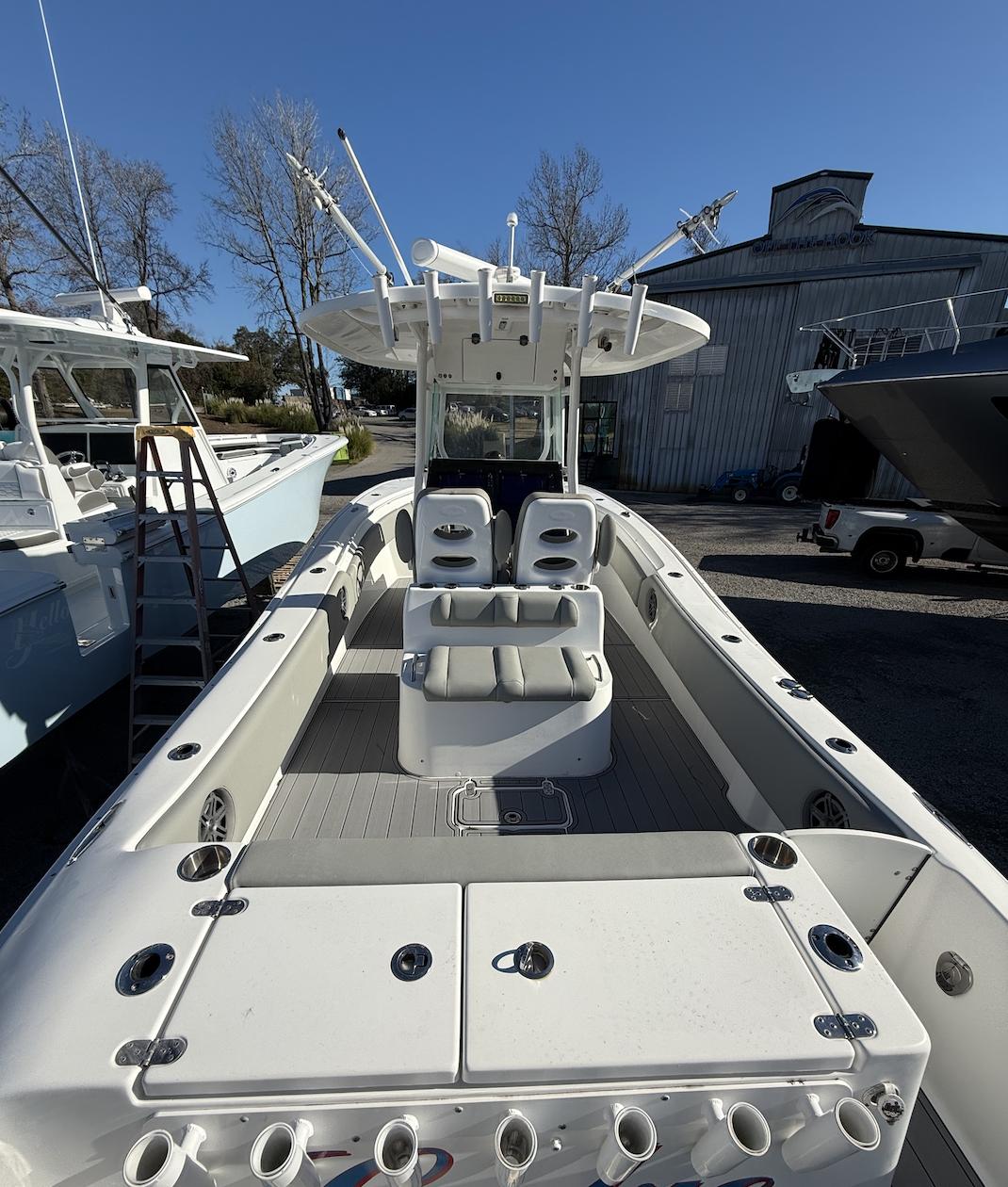 2019 Cape Horn 32 XS