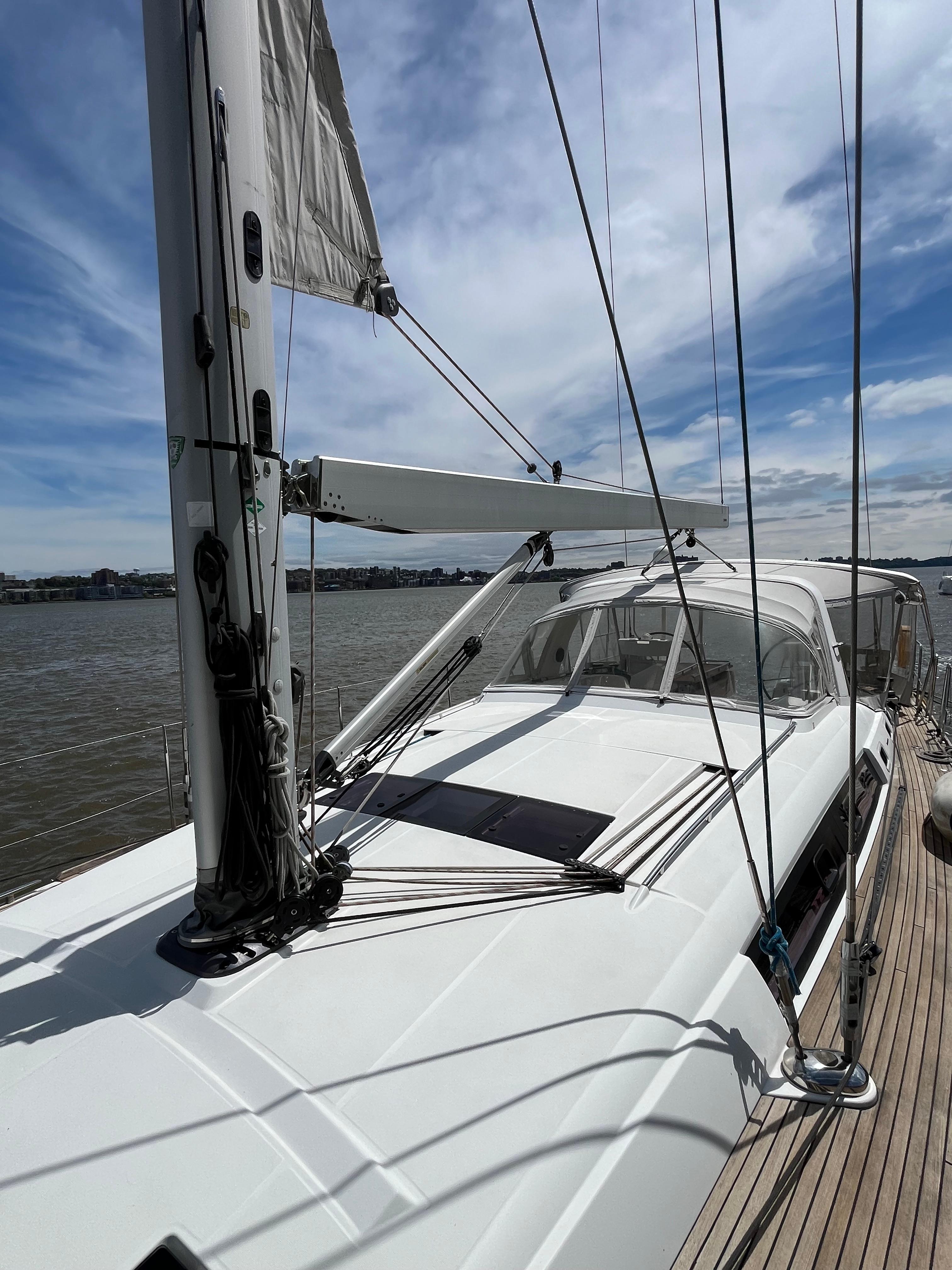 Newport RI Yacht Brokerage