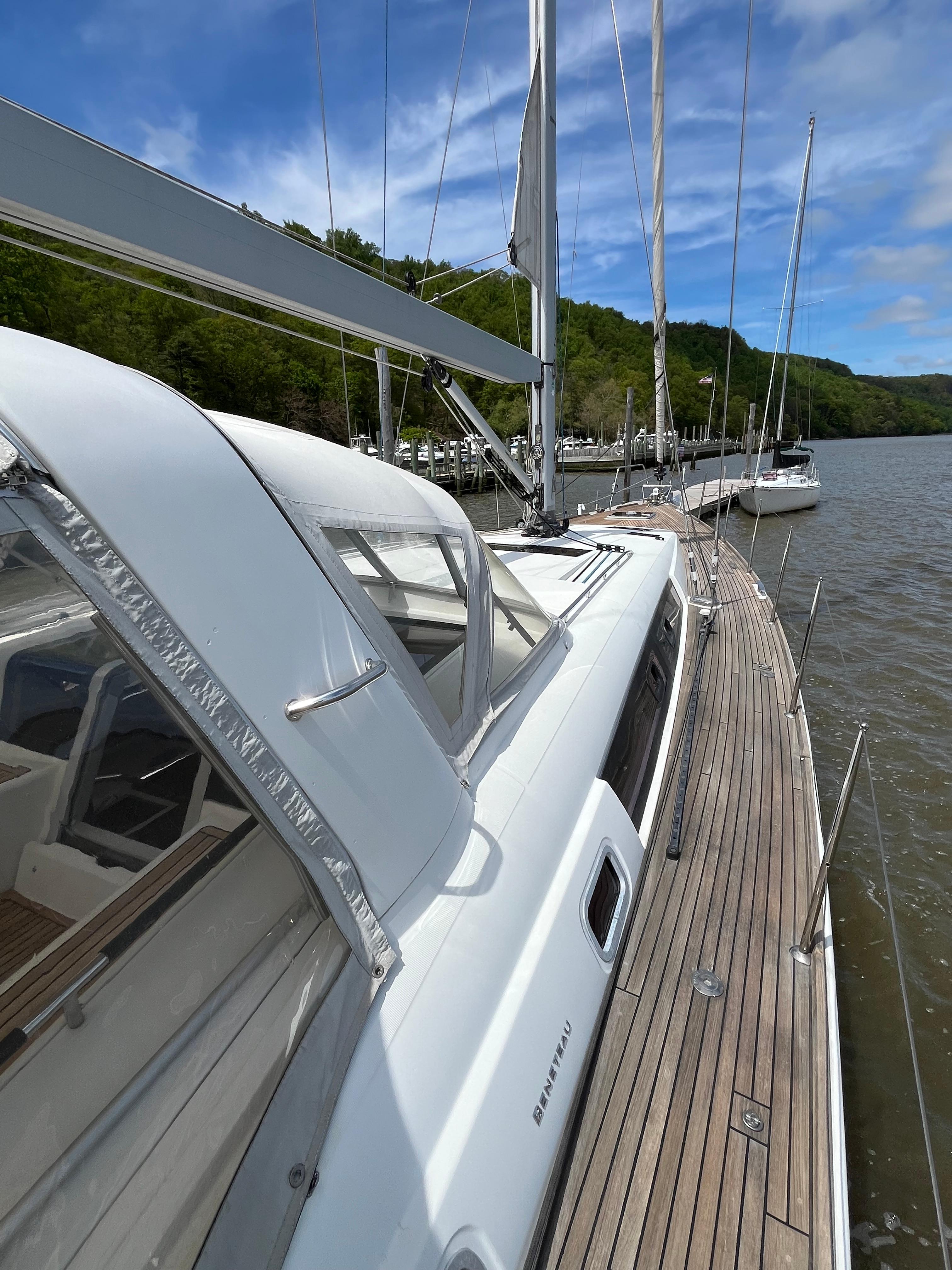 Newport RI Yacht Brokerage