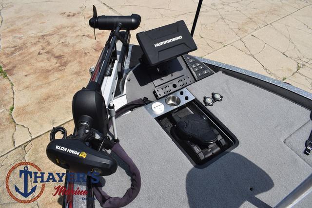 2023 Caymas CX20 Pro boat dashboard with Humminbird electronics and Minn Kota trolling motor.