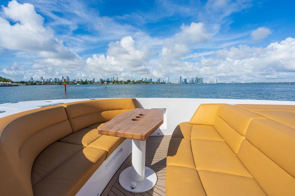 2021 Vanquish Yachts VQ45 Serena