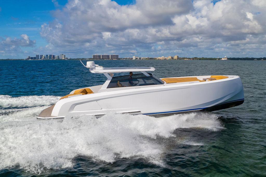 2021 Vanquish Yachts VQ45 Serena