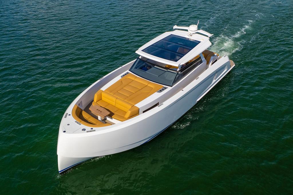 2021 Vanquish Yachts VQ45 Serena
